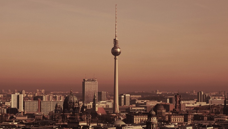 Berliner Fernsehturm, gratis Aussicht über Berlin